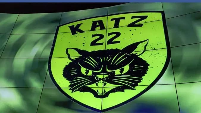 Let’s dance to the sounds of Katz 22 at Hat Creek wine shop 